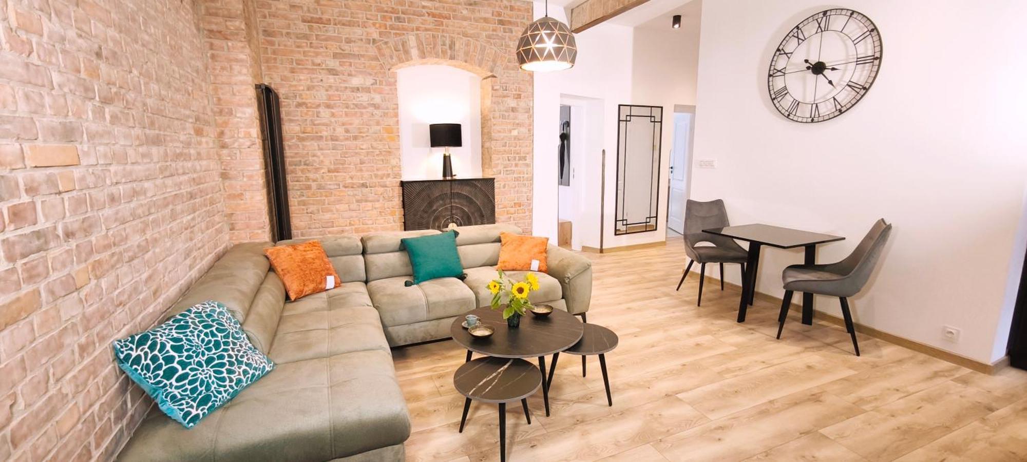 Central Apartments Bazaar 格但斯克 外观 照片